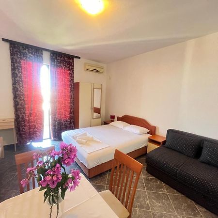 Apartments Radosevic Ulcinj Bagian luar foto