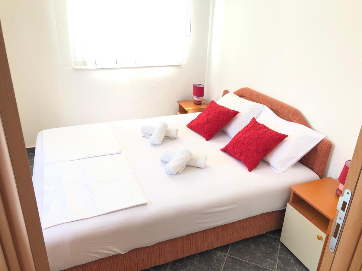 Apartments Radosevic Ulcinj Bagian luar foto