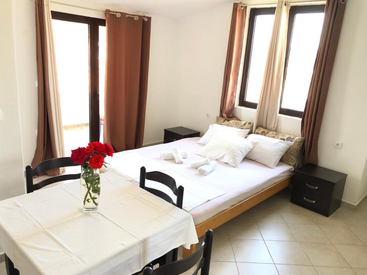 Apartments Radosevic Ulcinj Bagian luar foto