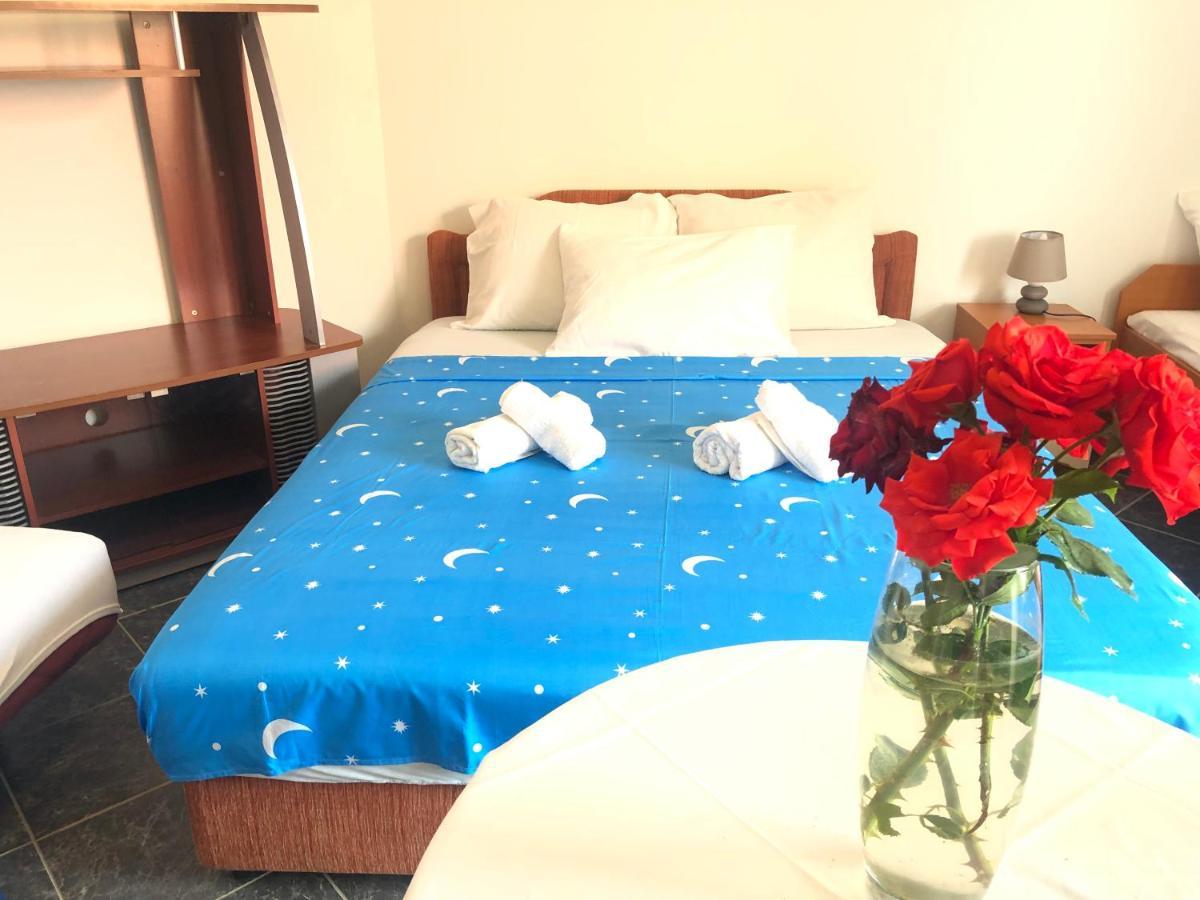 Apartments Radosevic Ulcinj Bagian luar foto
