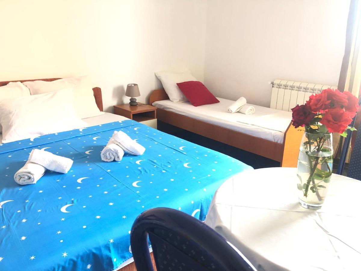 Apartments Radosevic Ulcinj Bagian luar foto