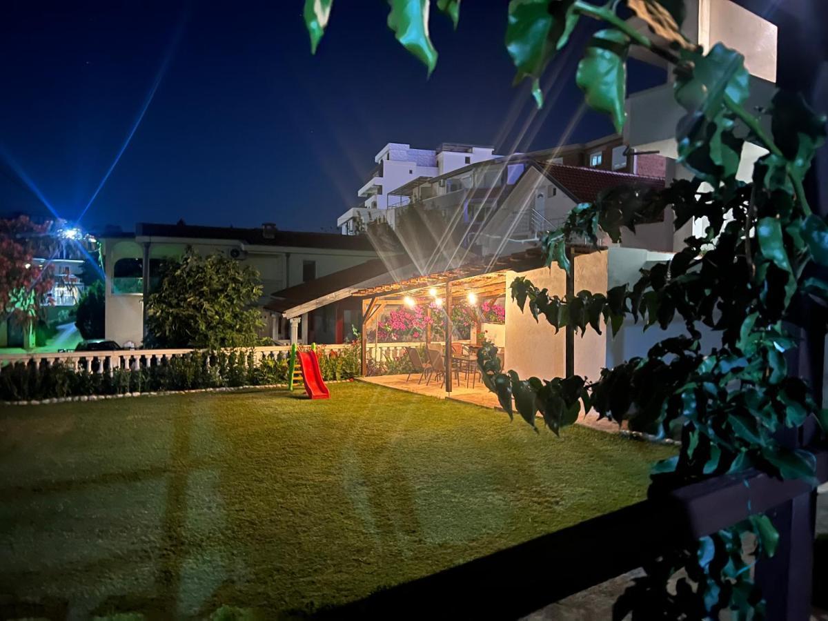 Apartments Radosevic Ulcinj Bagian luar foto